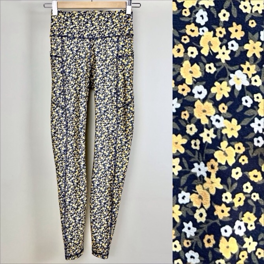 Gilly Hicks Floral Go Recharge Leggings